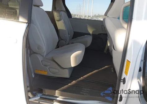 2012 Toyota Sienna Le V6 8 Passenger from USA, damaged, VIN 5TDKK3DC0CS194913